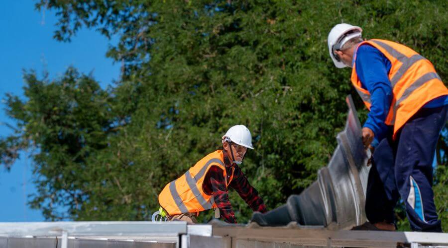 Professional residential roofers in Muenster, TX